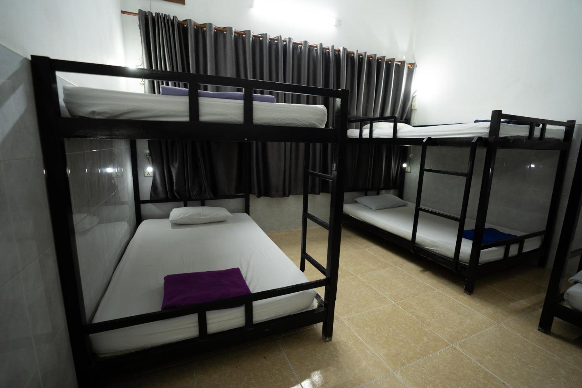 Eighty8 Backpackers Hostel Phnom Penh Exterior foto