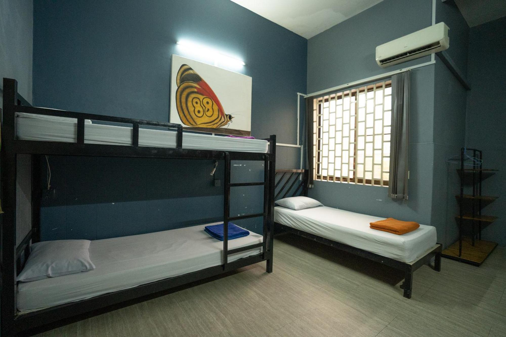 Eighty8 Backpackers Hostel Phnom Penh Exterior foto