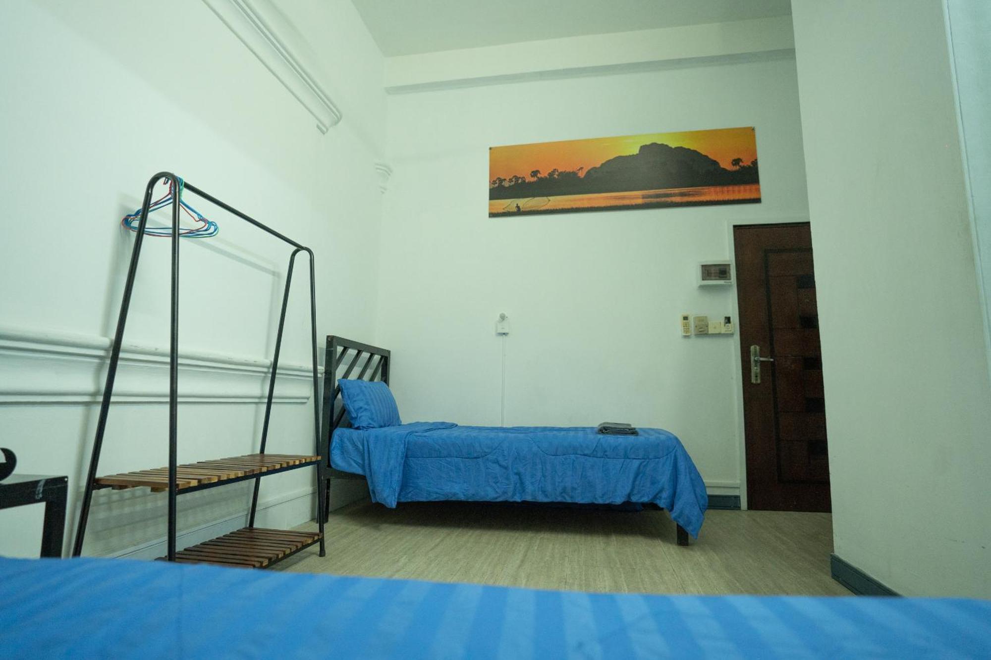 Eighty8 Backpackers Hostel Phnom Penh Exterior foto