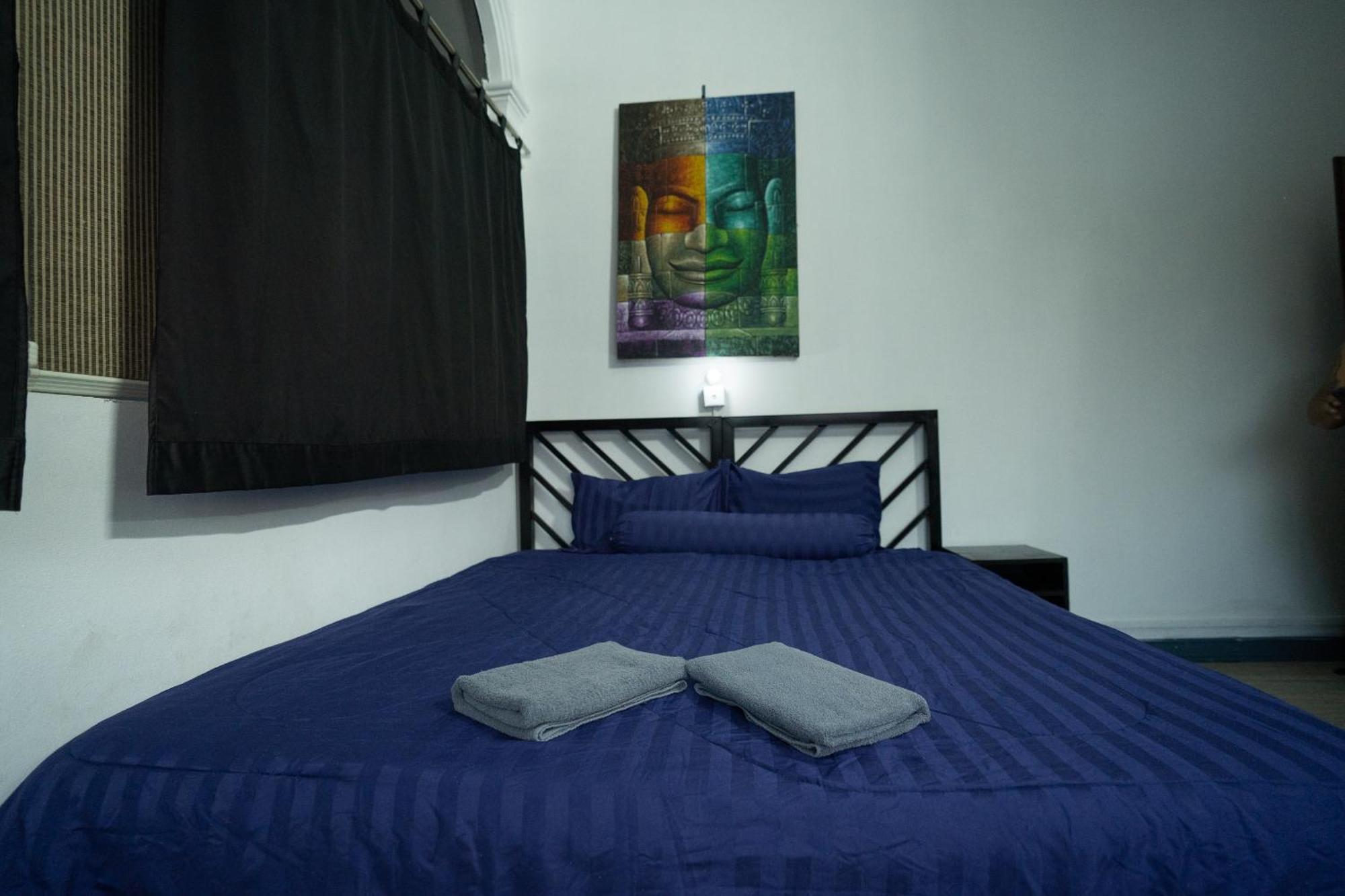 Eighty8 Backpackers Hostel Phnom Penh Exterior foto