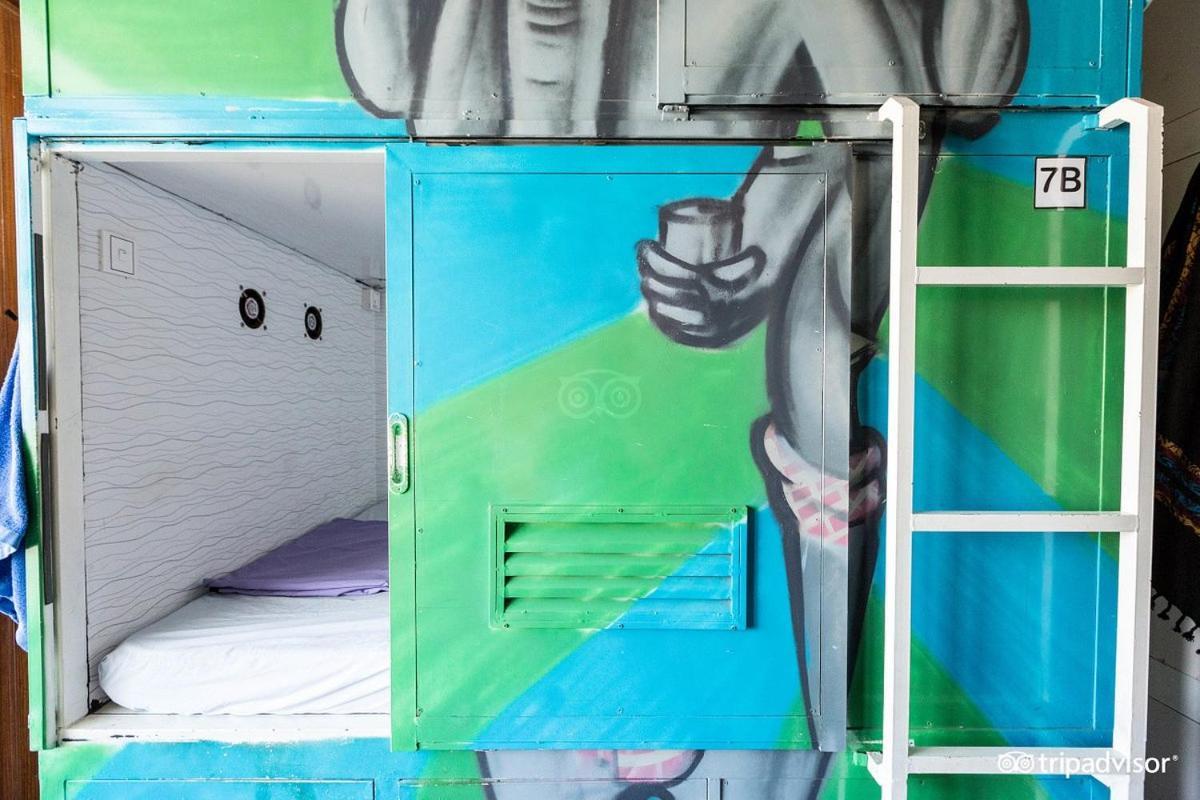 Eighty8 Backpackers Hostel Phnom Penh Exterior foto