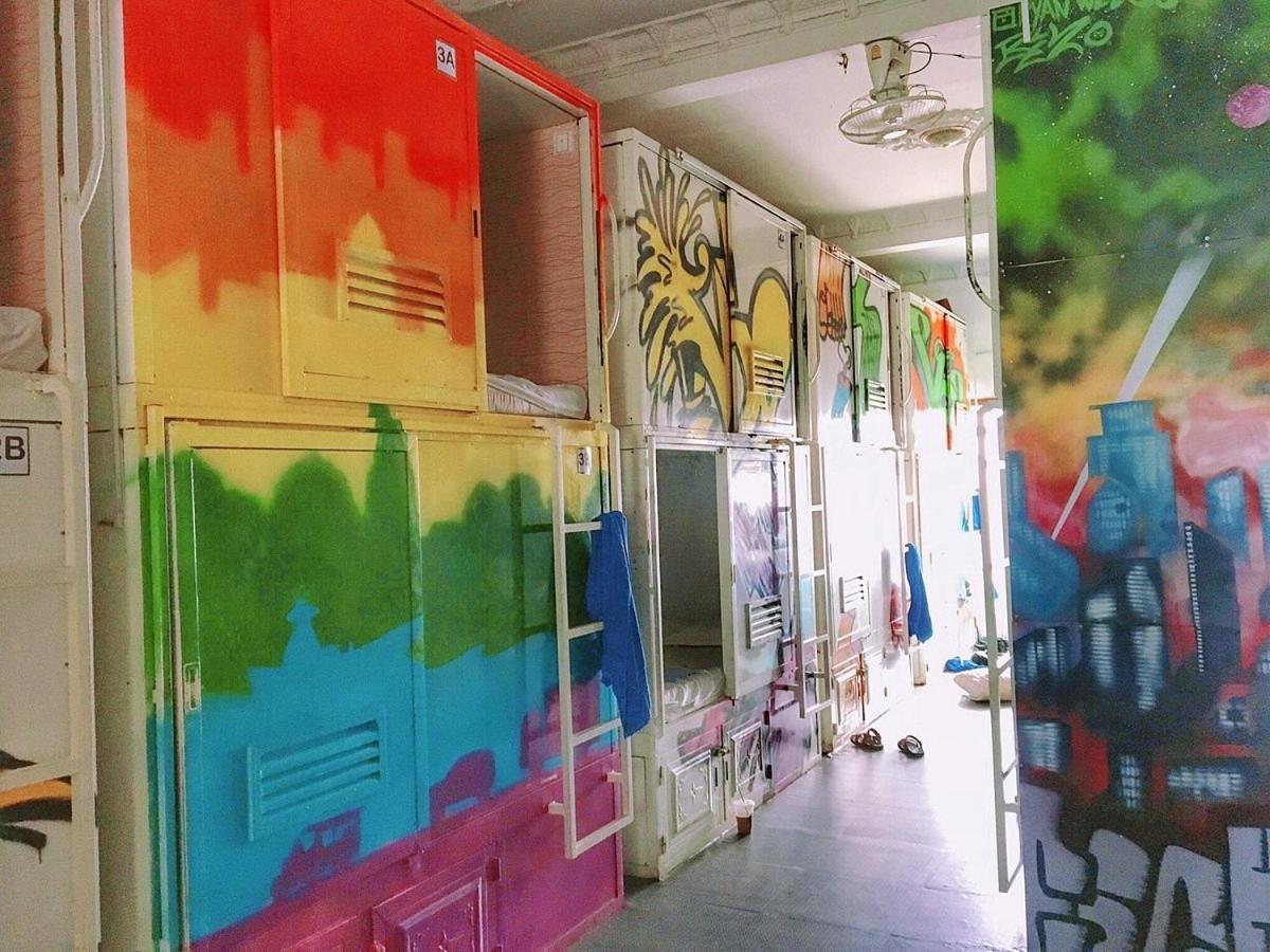 Eighty8 Backpackers Hostel Phnom Penh Exterior foto